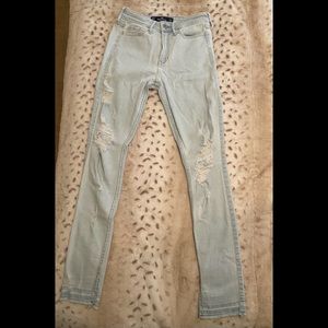 Hollister jeans 00R W23 L30 High Rise Super Skinny